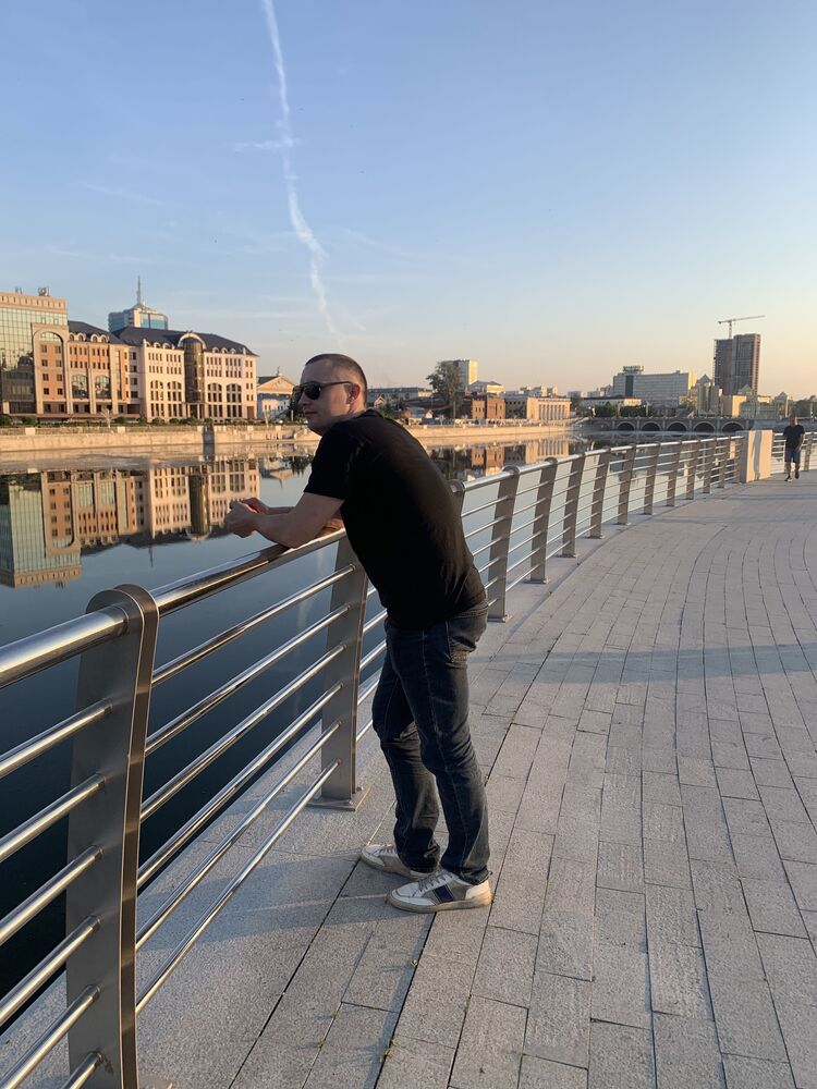  47485041  , 32 ,    