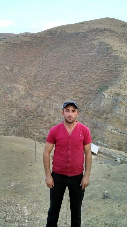  6009851  Mikail, 35 ,    