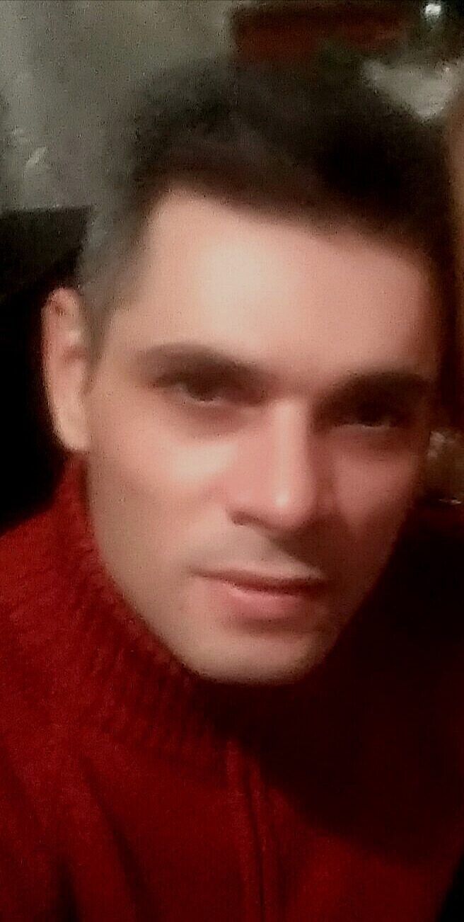  34853131  Miska, 38 ,    