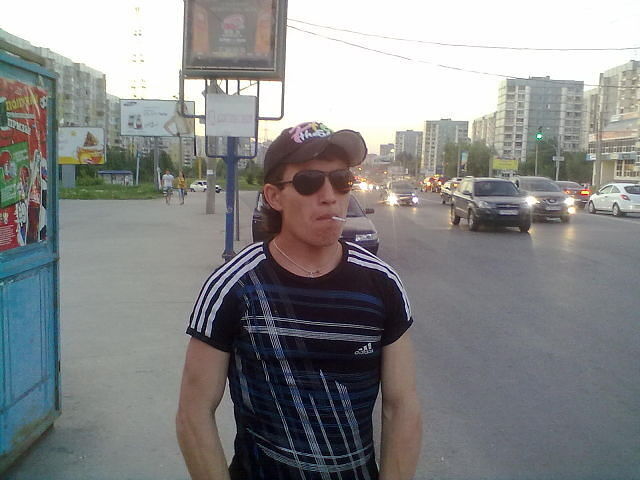  4944771   Volk, 39 ,    