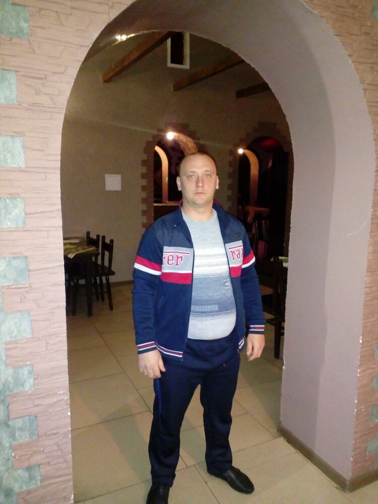  9556481  , 37 ,    