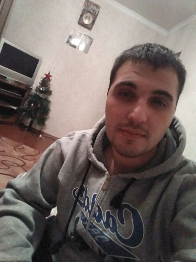  35978481  , 29 ,    