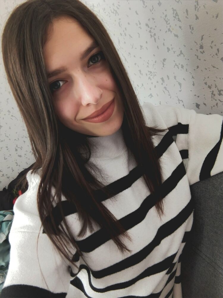  54564021  , 27 ,    -