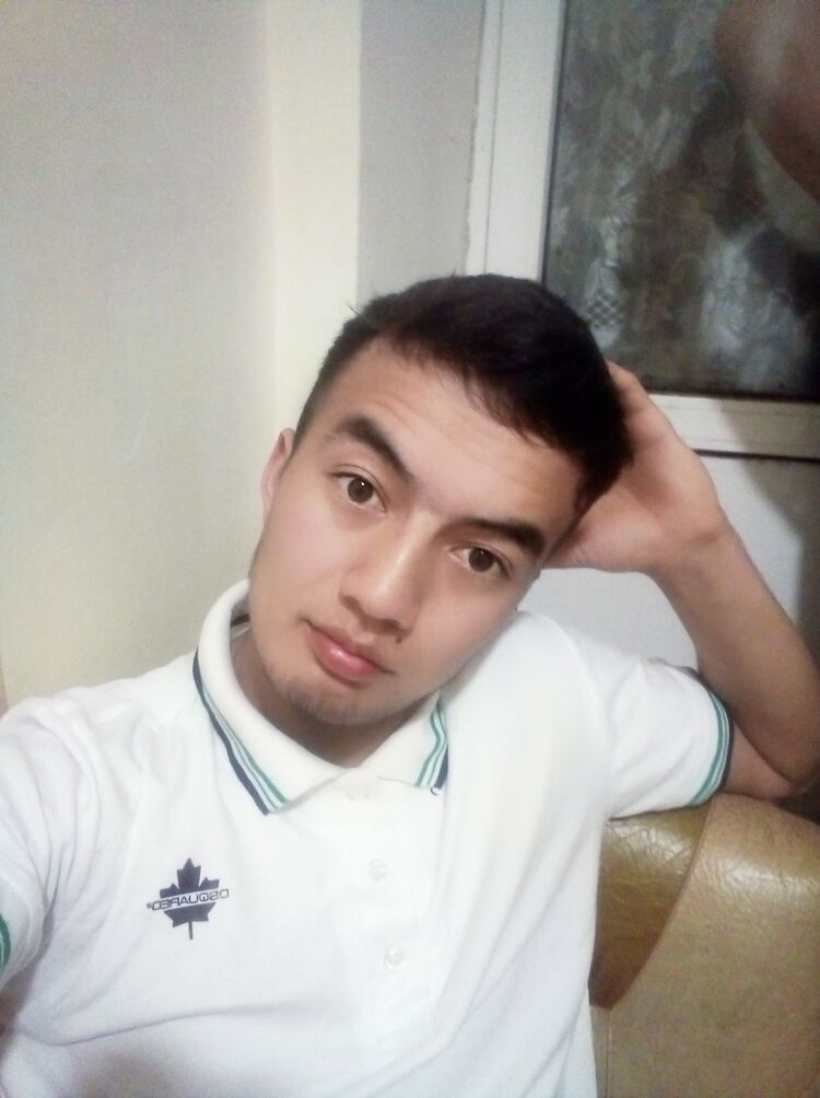  25634811  Doniyor, 27 ,    