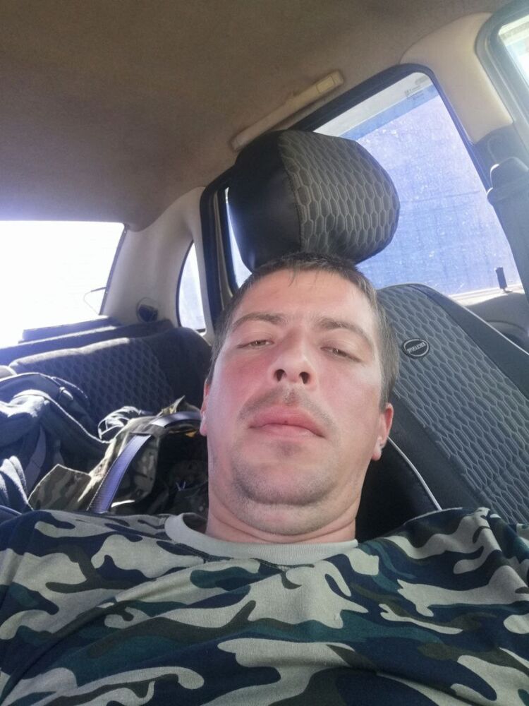  44338501  , 39 ,    