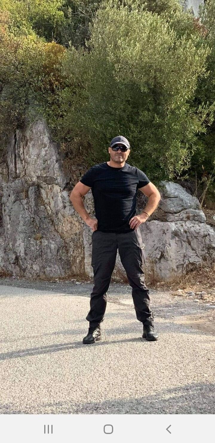  27749791  SERGIU, 47 ,    Villefranche-Sur-Mer
