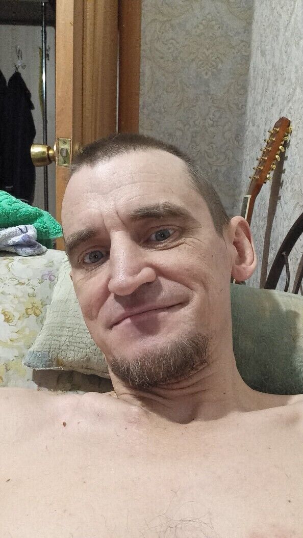  30222871  , 44 ,    