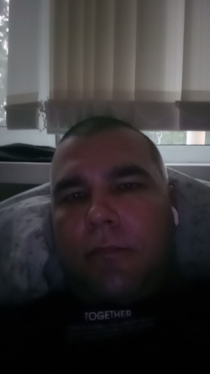  52821861  , 40 ,    
