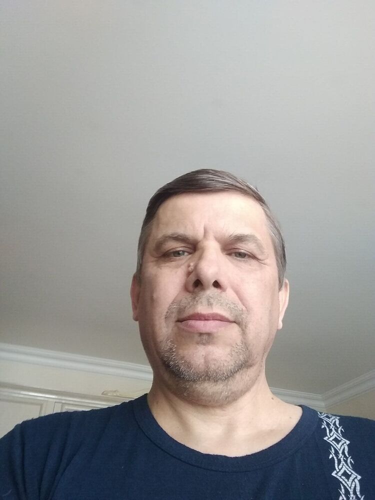  38607021  Val, 57 ,     