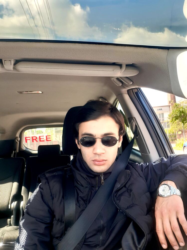 ,   Ali, 26 ,   ,   , c 