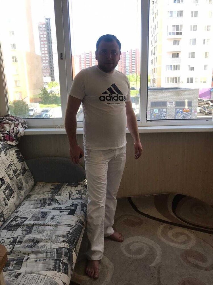  22252561  Karen, 37 ,    