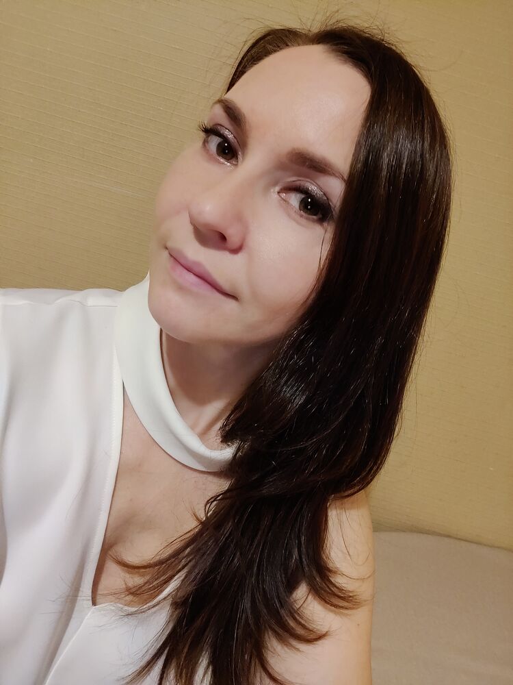 ,   Anna, 46 ,   c 