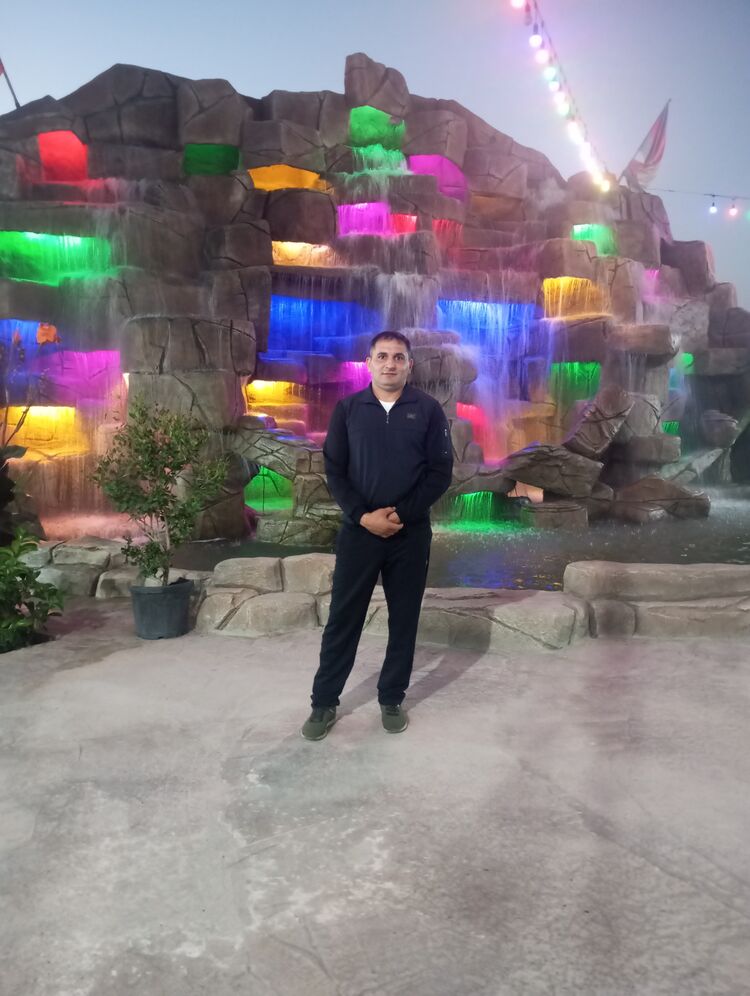  46942501  , 35 ,    