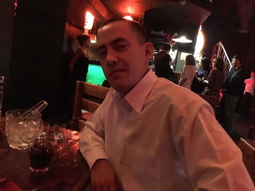  18025001  Alexandr, 36 ,    