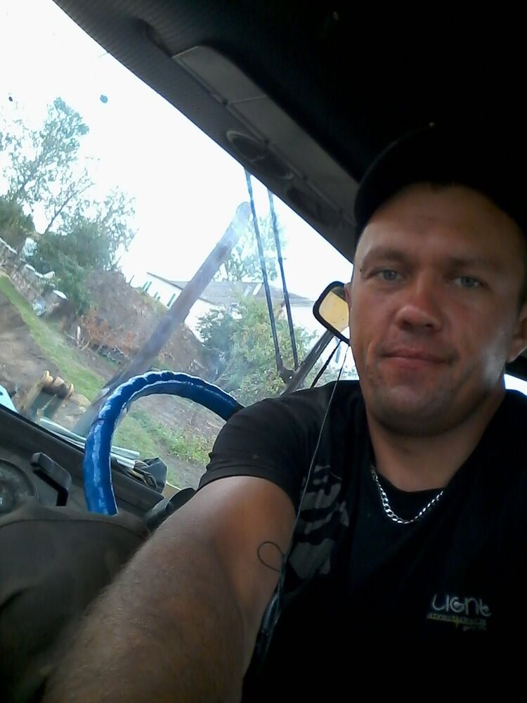  7940671  , 41 ,    