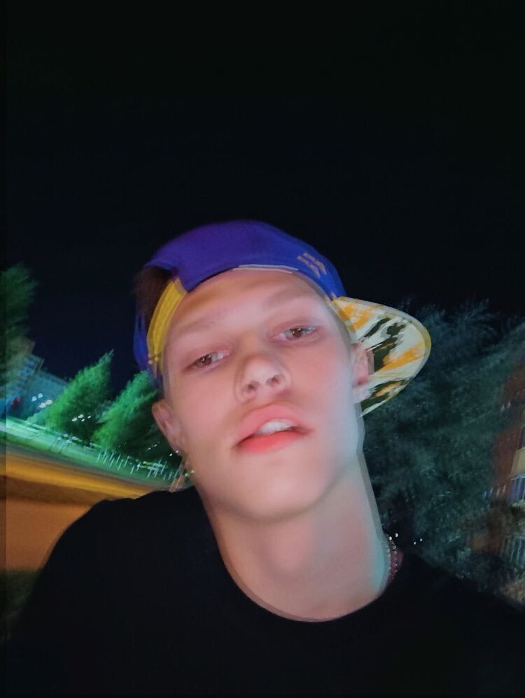  38108771  , 24 ,    