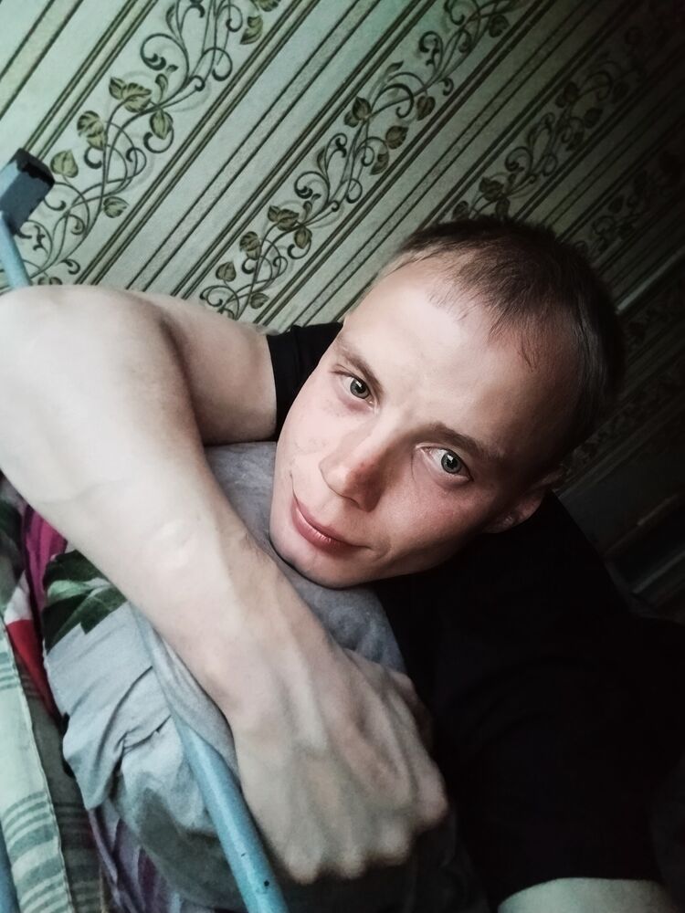  43159721  Alexey, 27 ,    