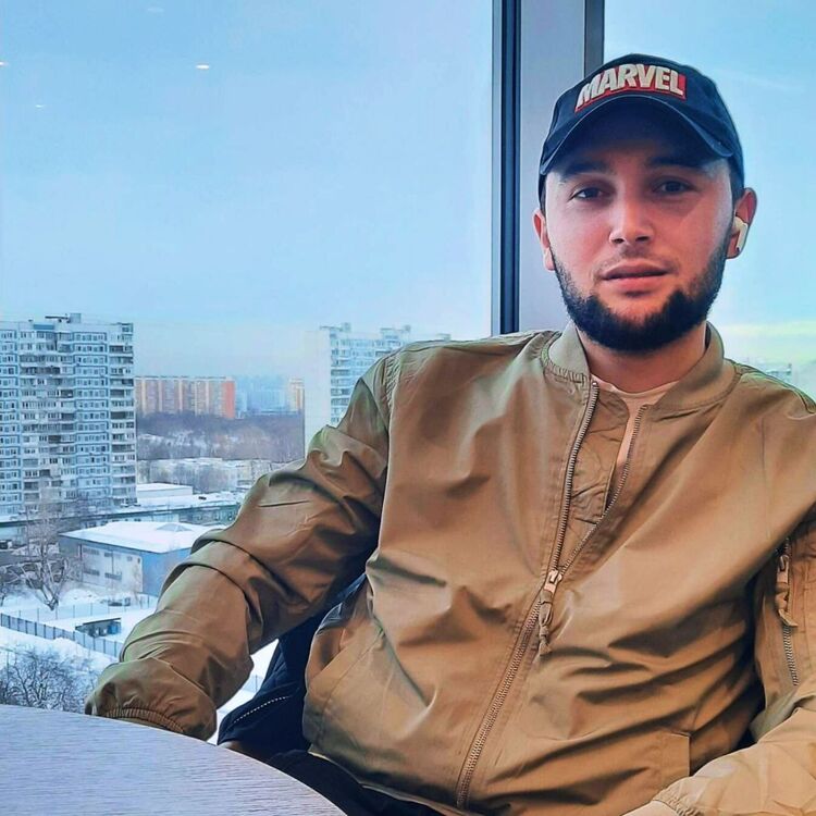  49371921  , 26 ,    -