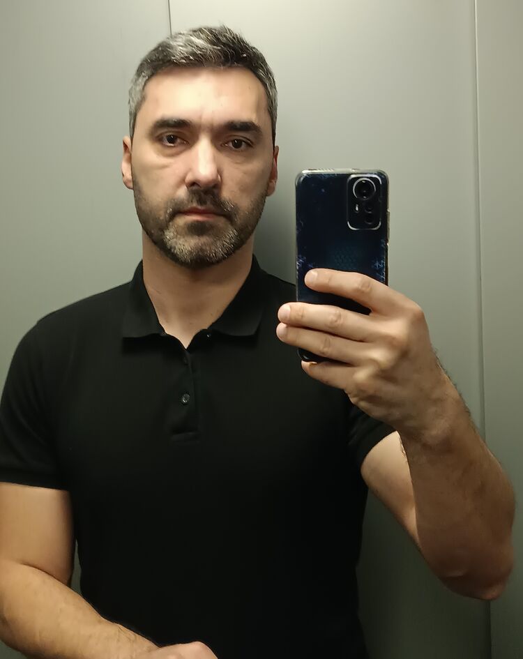  52972571  , 42 ,    
