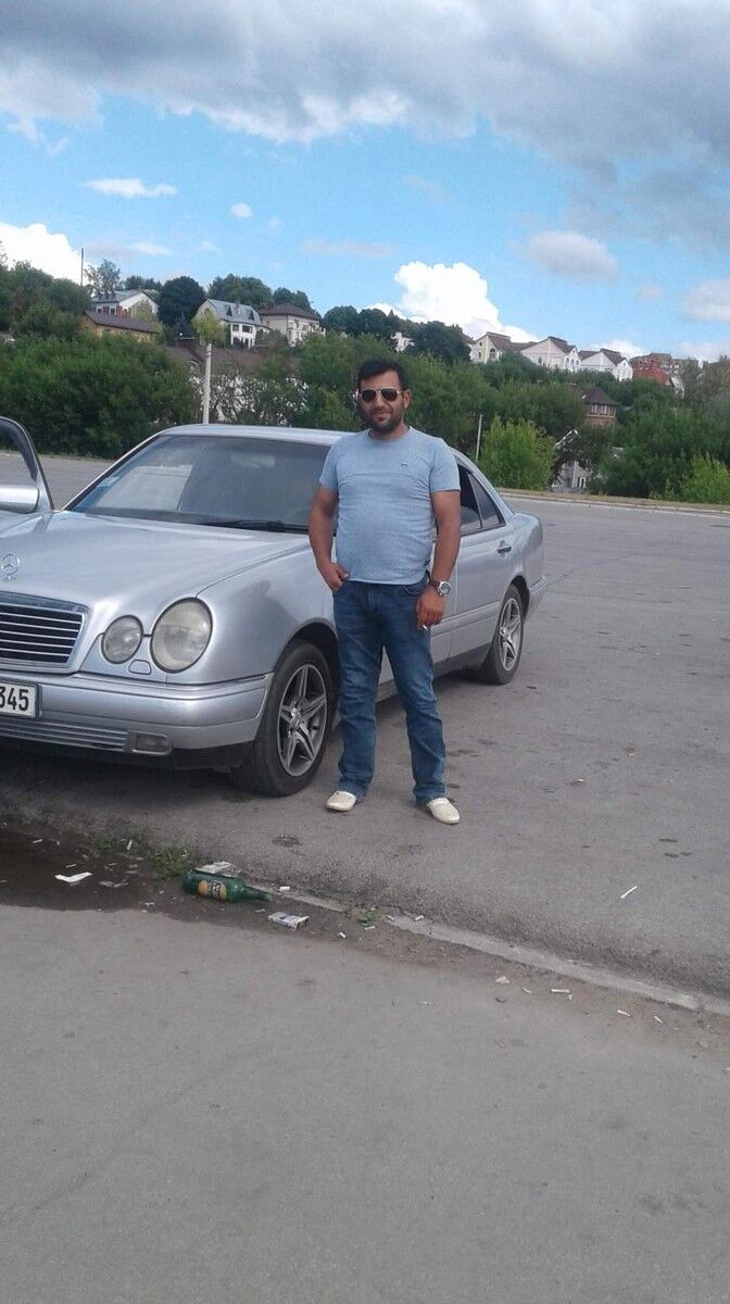  12789371  GARIK, 38 ,    