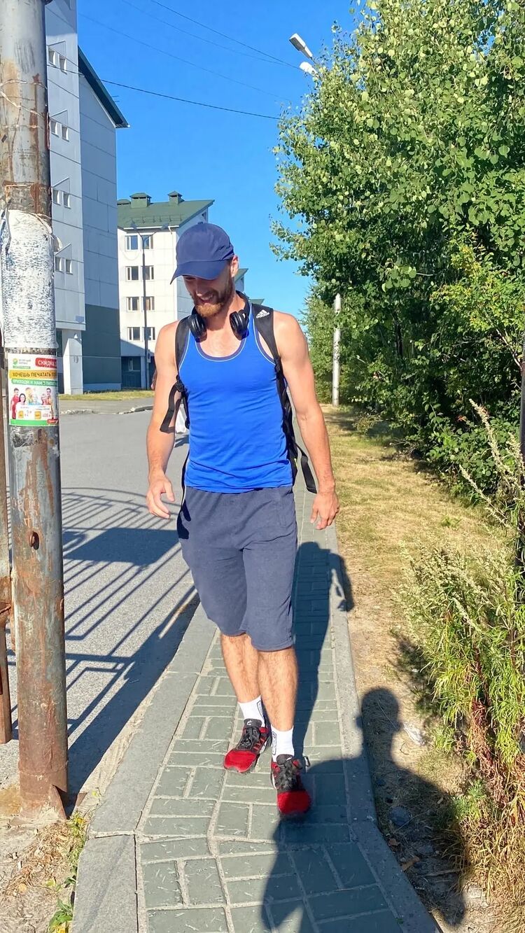  32671081  , 24 ,    -