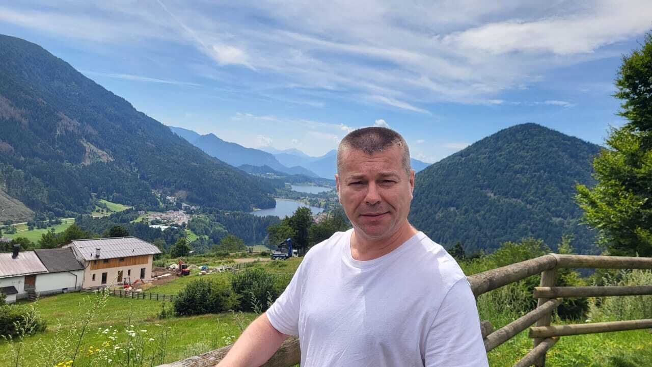  47643471  Waldemar, 48 ,    