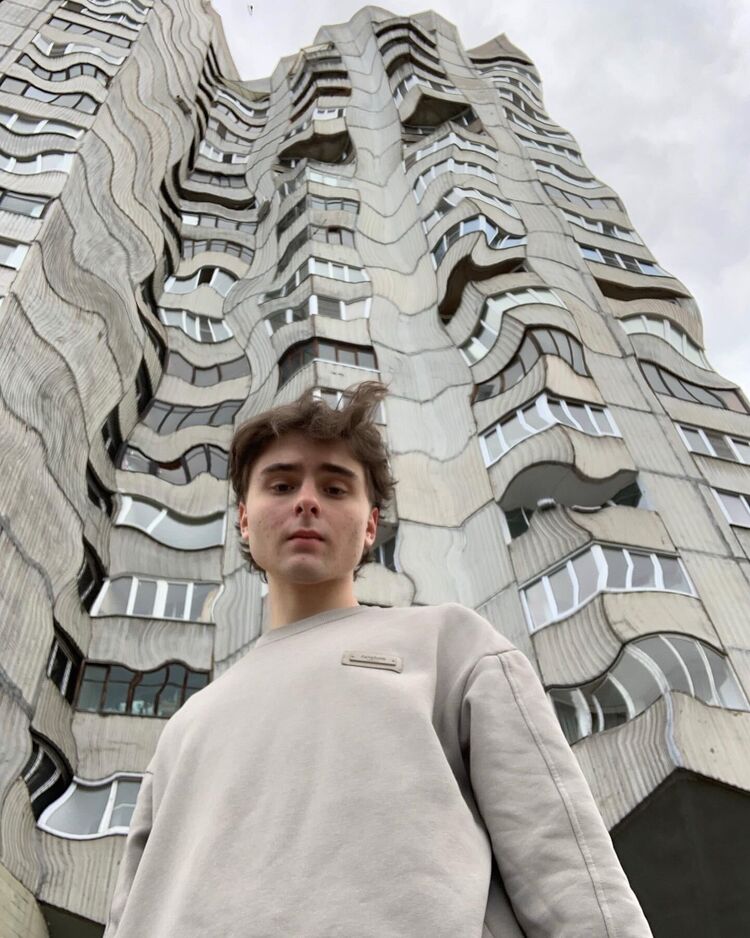  -,   , 22 ,   ,   