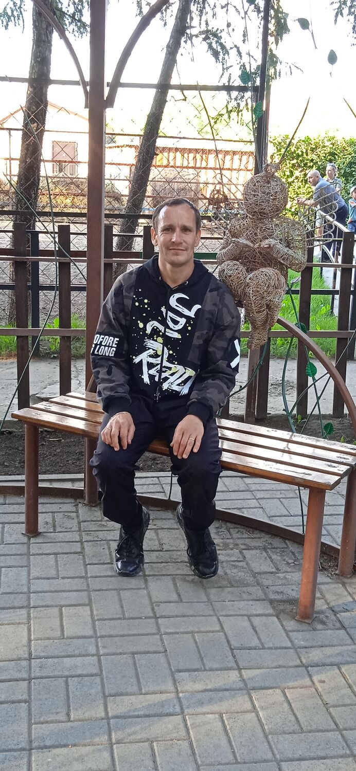  ,   Vitaly, 42 ,   ,   