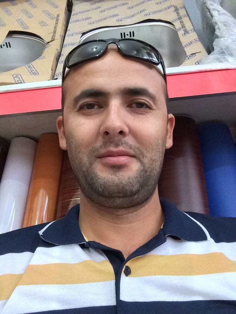  5106871  Rustam, 43 ,    