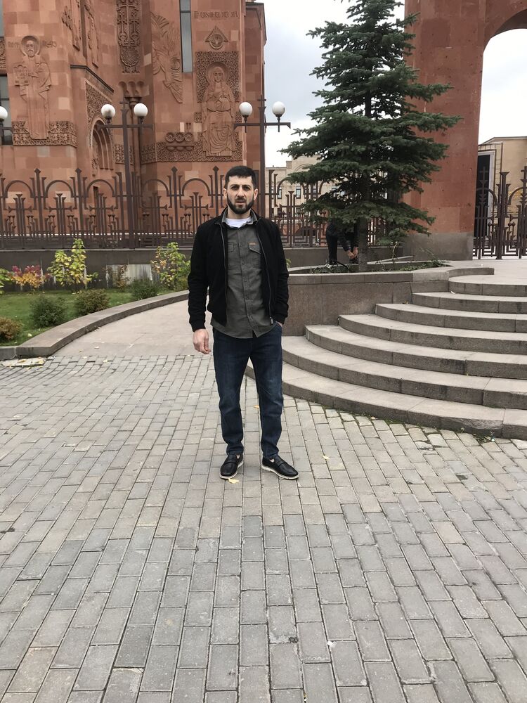  44928521  Artyom, 31 ,    
