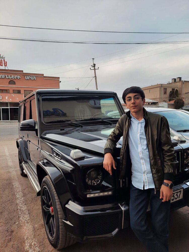 ���� 38812681 ����� Narek, 20 ���, ���� ���������� � �������