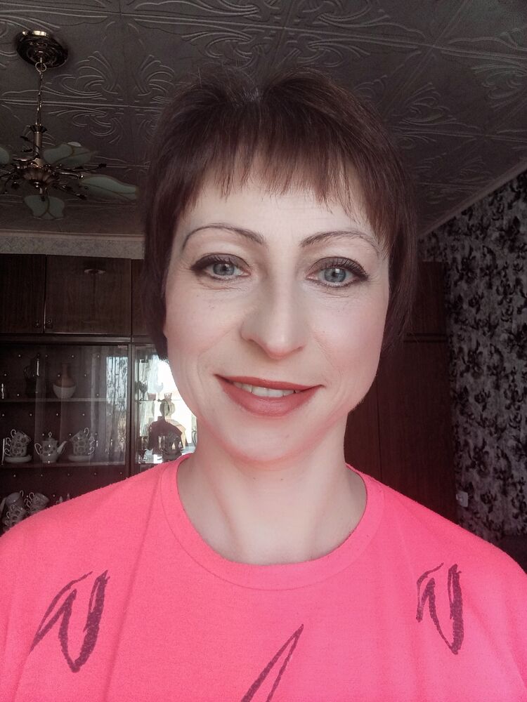  ,   Olivia, 40 ,   c , 