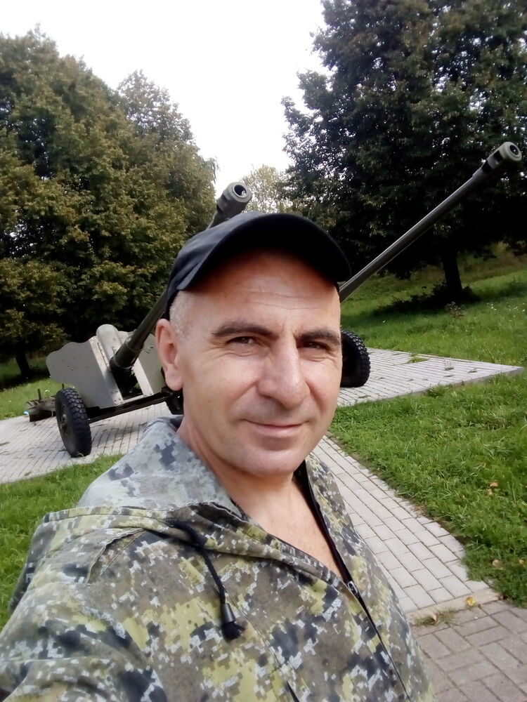  18035391  , 49 ,    