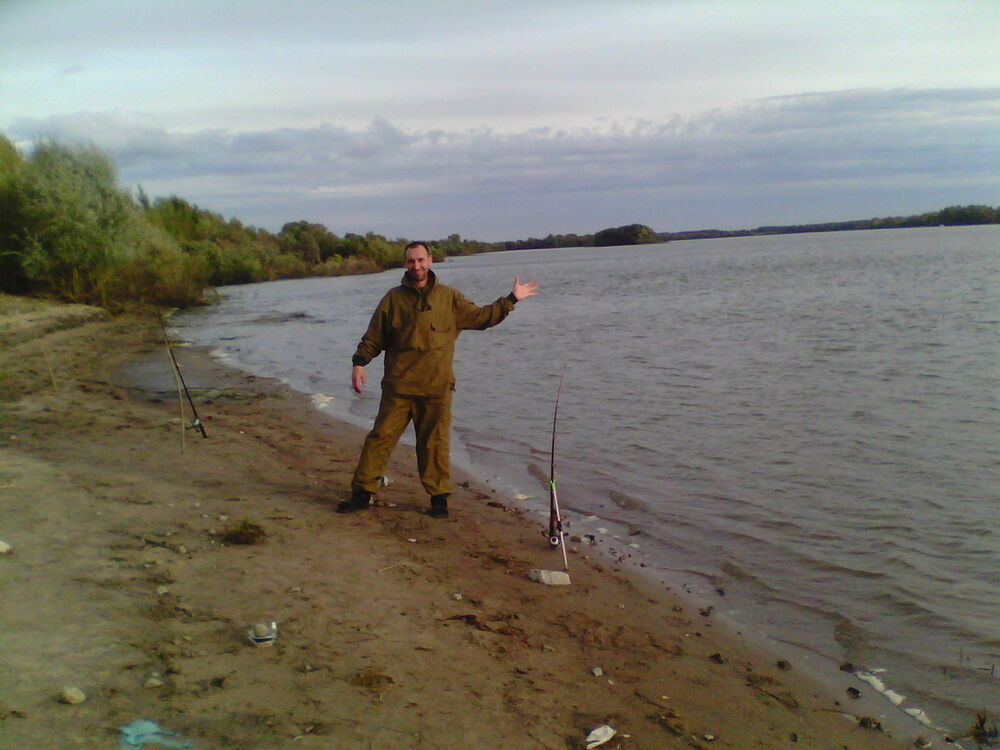  8166691  Valerij, 47 ,    