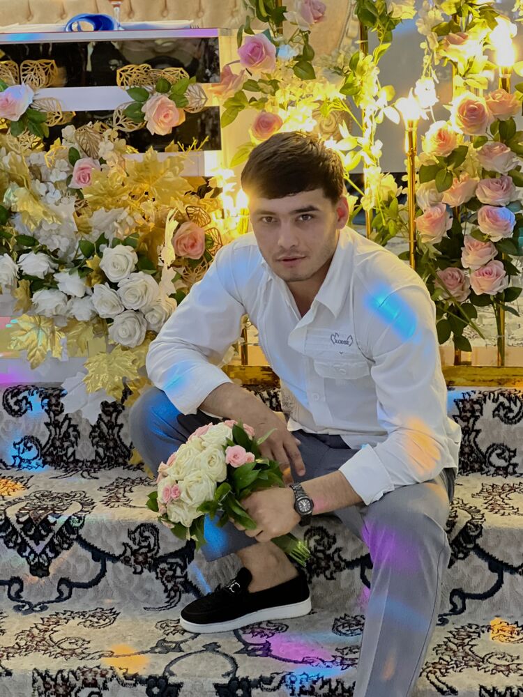  43374281  Asilbek, 22 ,    