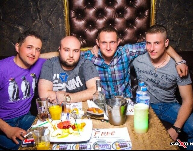  5872221  Slava, 39 ,    