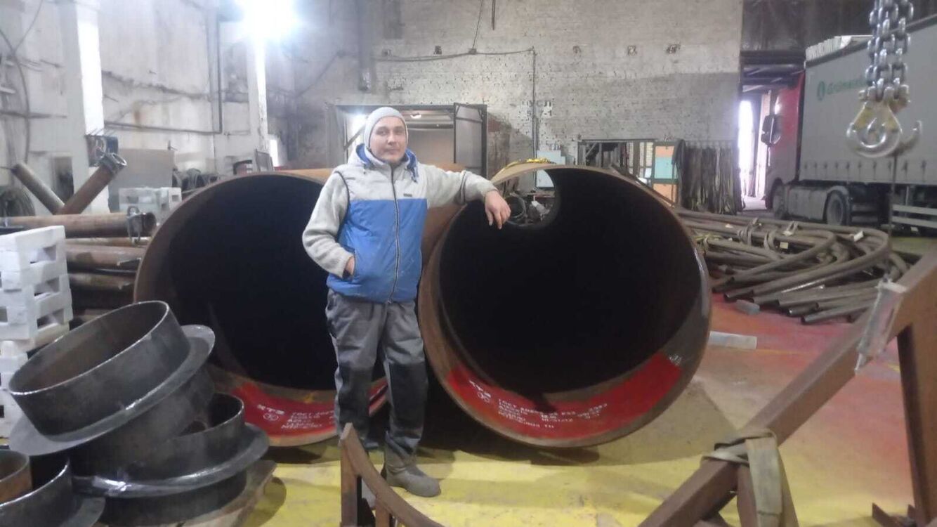  ,   Andrey, 46 ,   ,   