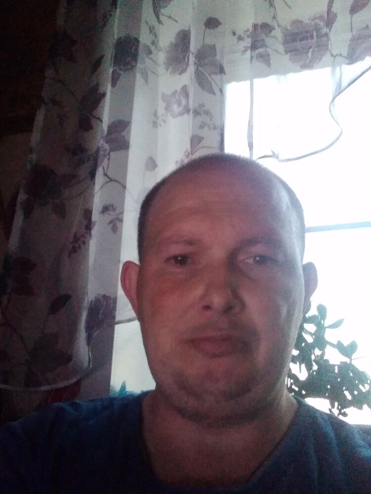  28519081  Sergey, 39 ,    