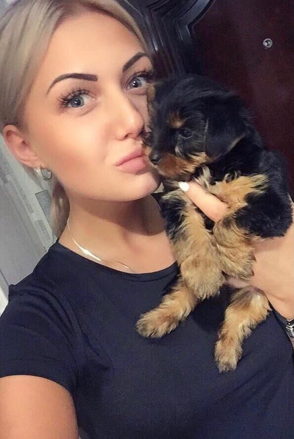  ,   Blond, 24 ,   ,   , c 