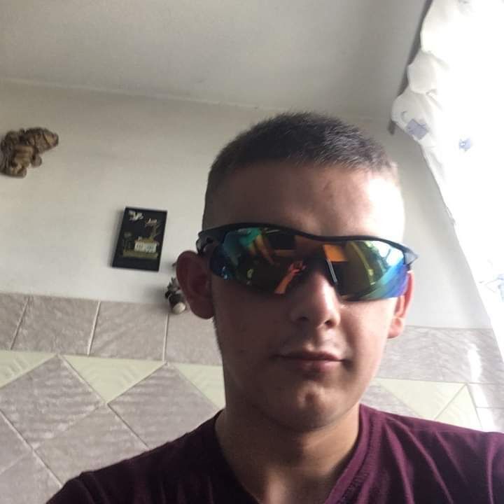  42956071  Anbrij, 20 ,    