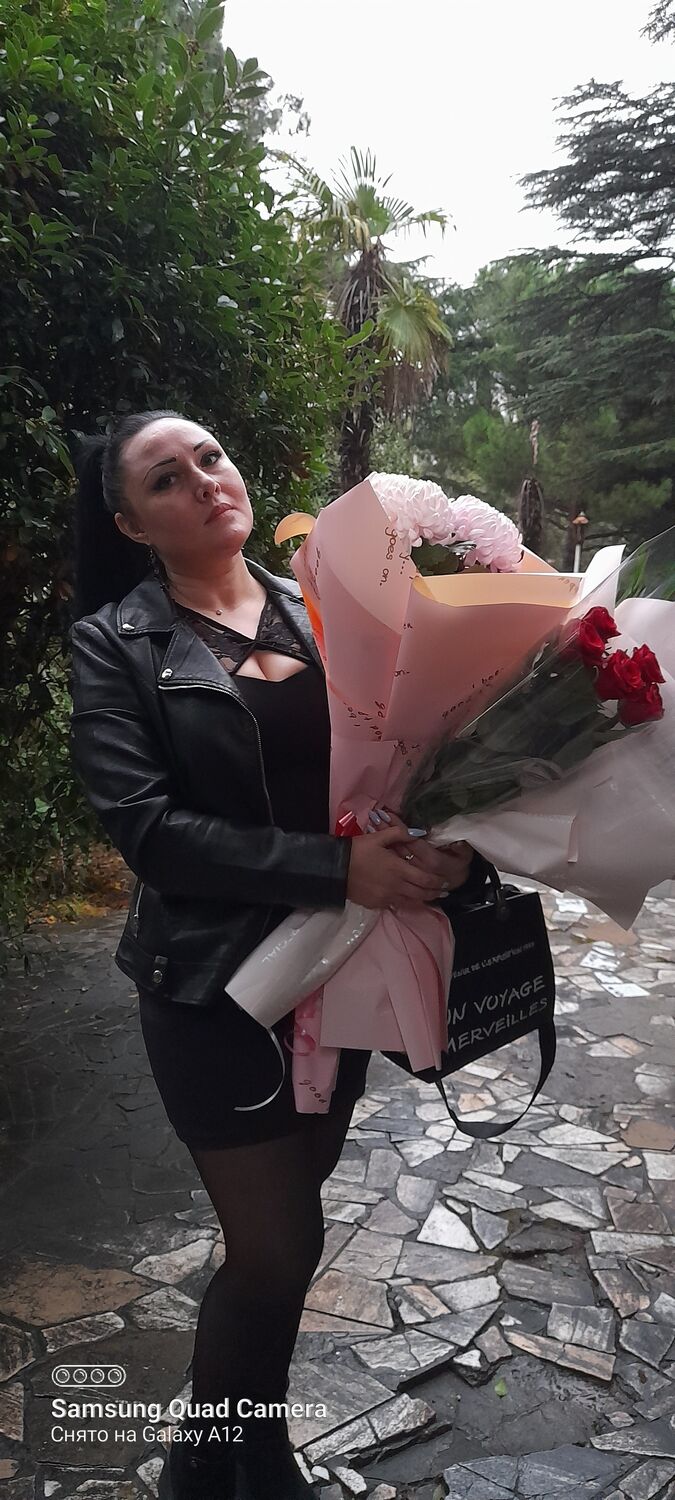  37361931  Olga, 38 ,    