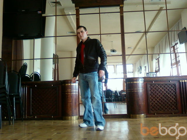  ,   Jamik, 37 ,   