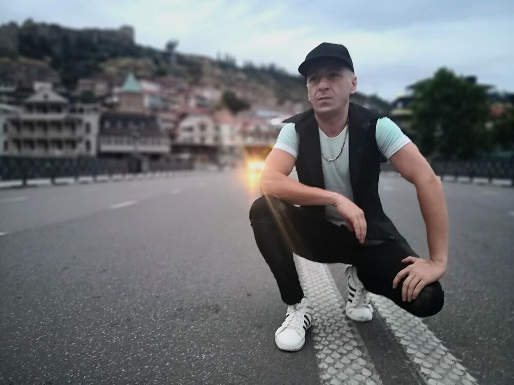  ,   David, 41 ,   ,   , c , 