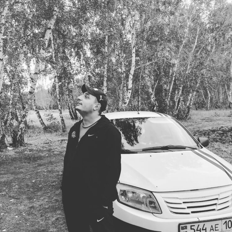  ,   Vartan, 36 ,   