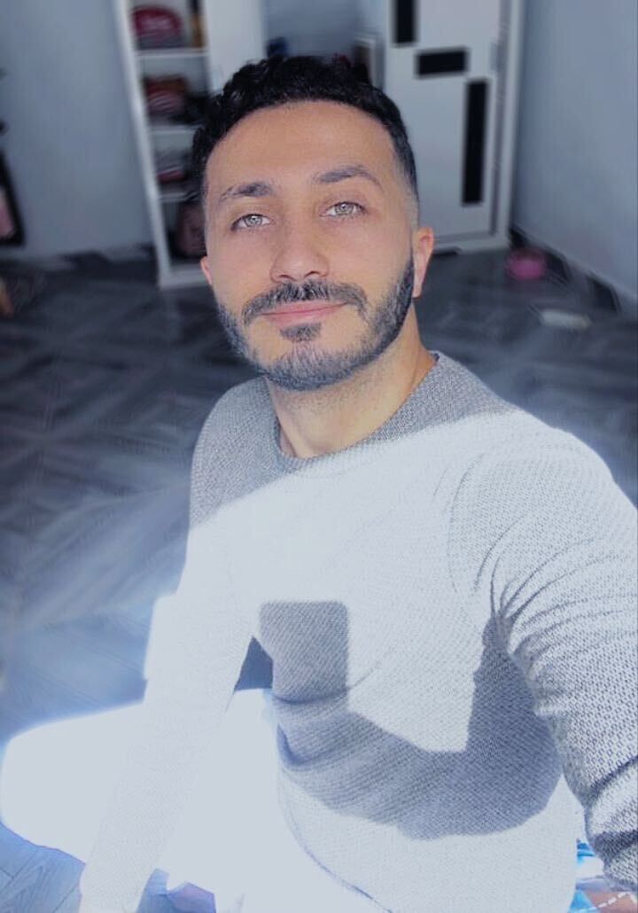  48310651  Mehdi, 28 ,    