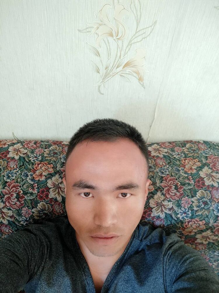  18396751  Arman, 31 ,    