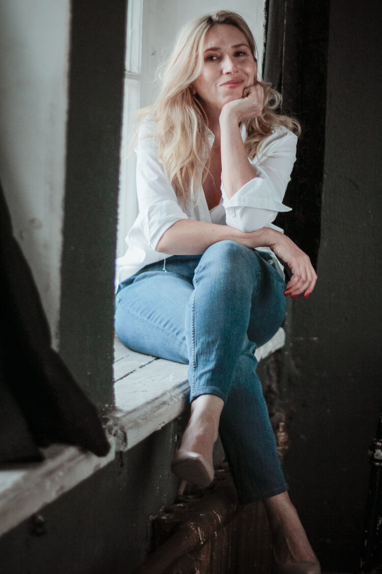  27630271  , 52 ,    -