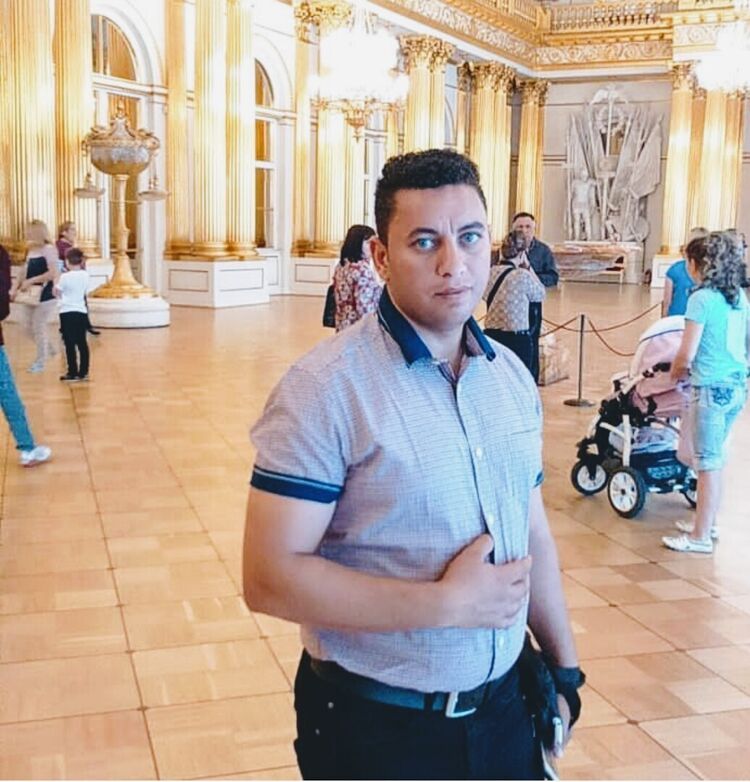  -,   , 37 ,  