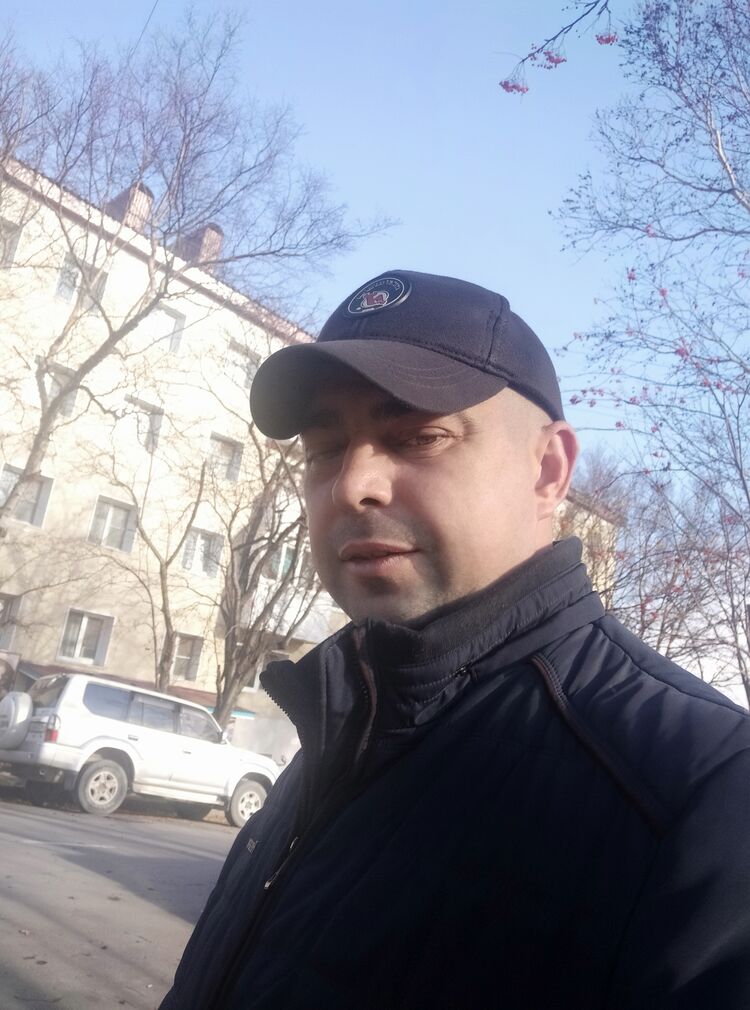  ,   Stepan, 40 ,   ,   