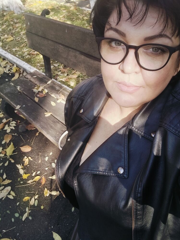  54163601  Jeni, 44 ,    